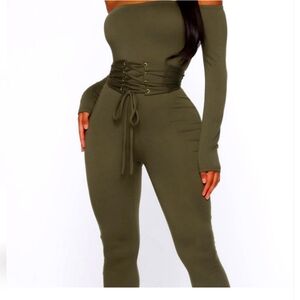 Fashion Nova Size S